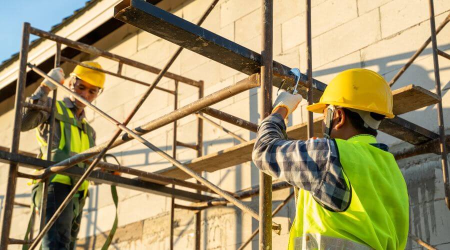 Professional gutter cleaning in Orangeville, UT